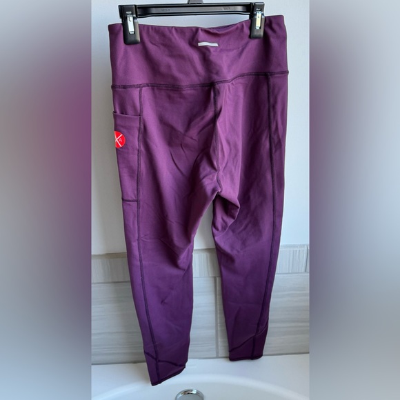 Aptitude Apparel Workout Leggings - Picture 2 of 3